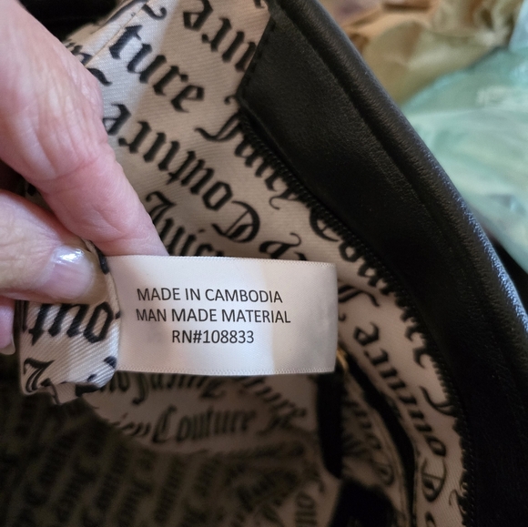 Juicy Couture Black and Pink Hearts Tote - Picture 7 of 8